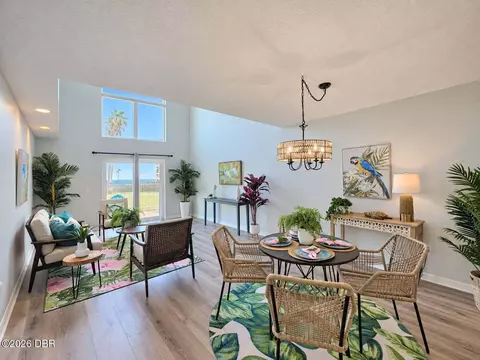 Dining - 5 Sunny Beach Dr, Ormond Beach, FL 32176 photo 1 of 3