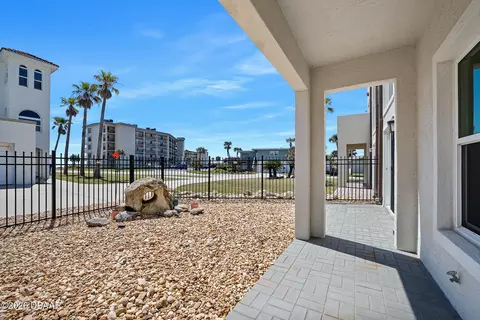 Exterior - 5 Sunny Beach Dr, Ormond Beach, FL 32176 photo 2 of 5