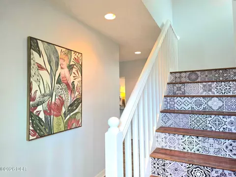 Entry Way - 5 Sunny Beach Dr, Ormond Beach, FL 32176 photo 1 of 3