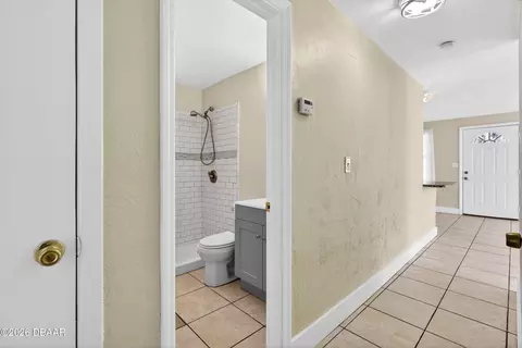 Entry Way - 128 Oakridge Ave, Edgewater, FL 32132 photo 3 of 4