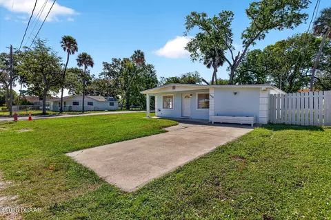 Exterior - 128 Oakridge Ave, Edgewater, FL 32132 photo 12 of 12