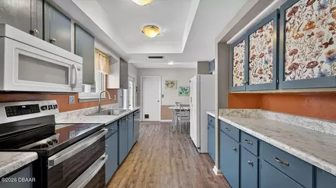 Kitchen - 304 Gatewood Ct, Ormond Beach, FL 32174 photo 1 of 4