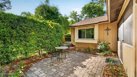 Exterior - 304 Gatewood Ct, Ormond Beach, FL 32174 photo 2 of 17