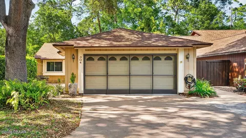 304 Gatewood Ct, Ormond Beach, FL 32174