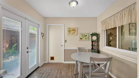 Dining - 304 Gatewood Ct, Ormond Beach, FL 32174 photo 4 of 4