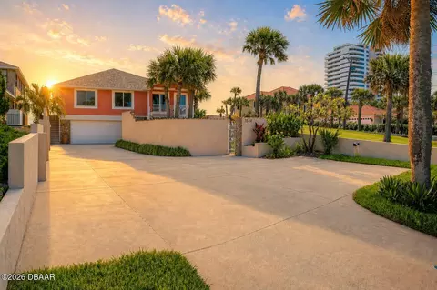 1504 N Atlantic Ave, Daytona Beach, FL 32118