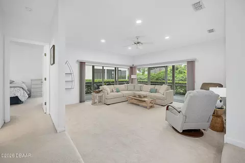 Living - 41 Magnolia Dr S, Ormond Beach, FL 32174 photo 1 of 3