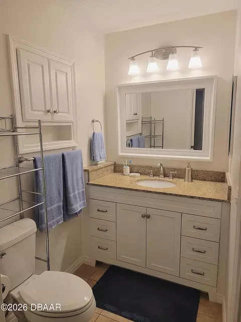 Bath - 528 Fred Gamble Way, Ormond Beach, FL 32174 photo 1 of 2