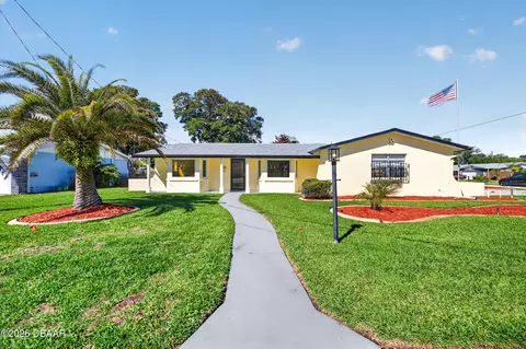 2300 Brian Ave, South Daytona, FL 32119