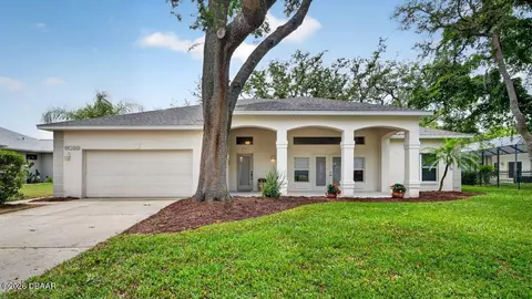 6089 Sabal Hammock Cir, Port Orange, FL 32128