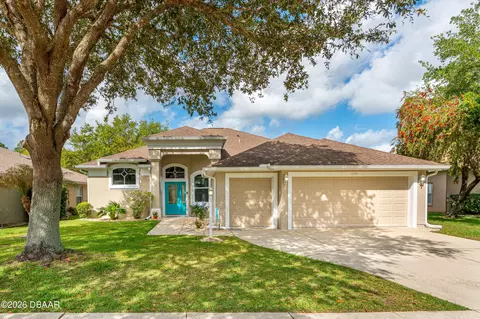 1110 Crystal Creek Dr, Port Orange, FL 32128