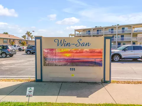 111 N Atlantic Ave, New Smyrna Beach, FL 32169