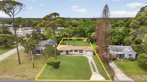 1550 Moravia Ave, Holly Hill, FL 32117