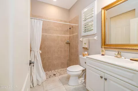 Bath - 1512 Kilrush Dr, Ormond Beach, FL 32174 photo 5 of 5