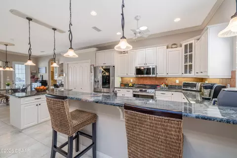 Kitchen - 1512 Kilrush Dr, Ormond Beach, FL 32174 photo 3 of 5
