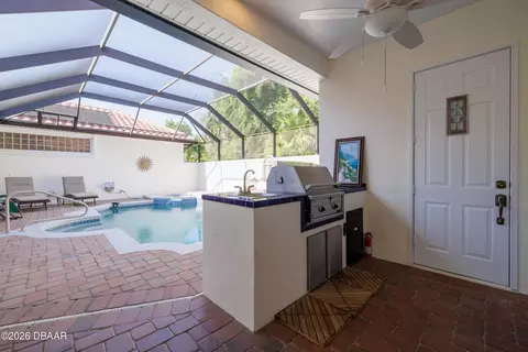 Exterior - 1512 Kilrush Dr, Ormond Beach, FL 32174 photo 8 of 20