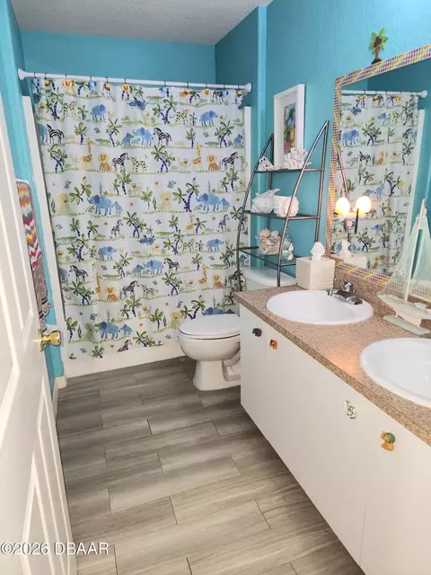 Bath - 1976 Myrtle Jo Dr, Ormond Beach, FL 32174 photo 1 of 4