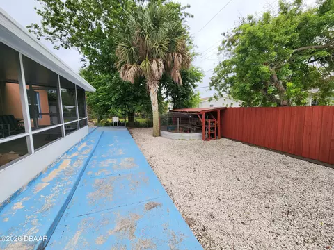 Exterior - 1976 Myrtle Jo Dr, Ormond Beach, FL 32174 photo 2 of 7