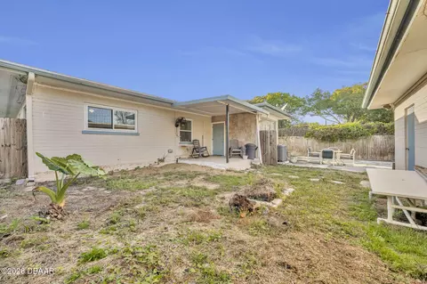 Exterior - 715 Alcazar Ave, Ormond Beach, FL 32174 photo 3 of 11