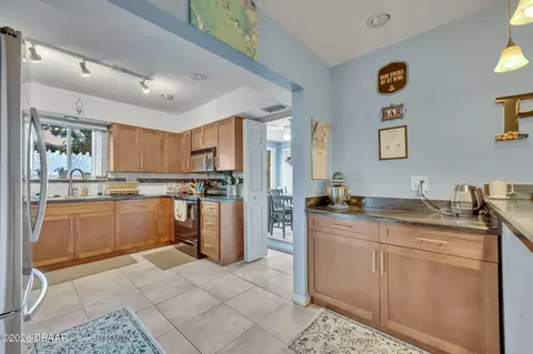 Kitchen - 715 Alcazar Ave, Ormond Beach, FL 32174 photo 2 of 5