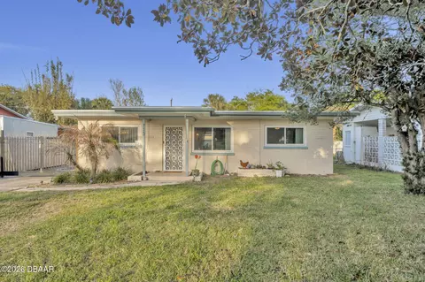 715 Alcazar Ave, Ormond Beach, FL 32174
