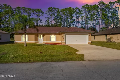 120 Point Of Woods Dr, Palm Coast, FL 32164