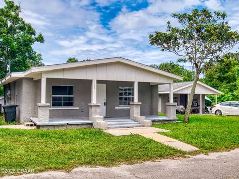 1103 Washington St, New Smyrna Beach, FL 32168