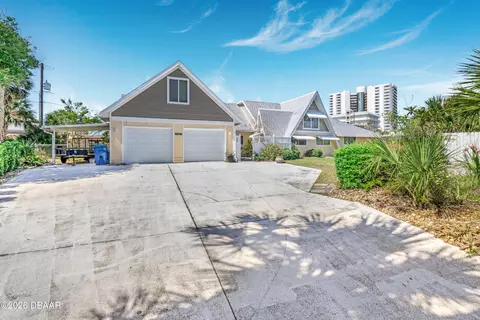 3789 Emilia Dr, Port Orange, FL 32127