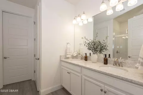 Bath - 2853 Monaghan Dr, Ormond Beach, FL 32174 photo 8 of 8