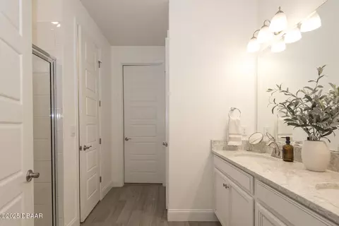 Bath - 2853 Monaghan Dr, Ormond Beach, FL 32174 photo 5 of 8