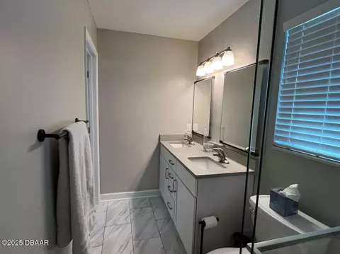 Bath - 595 Andrews St, Ormond Beach, FL 32174 photo 2 of 3