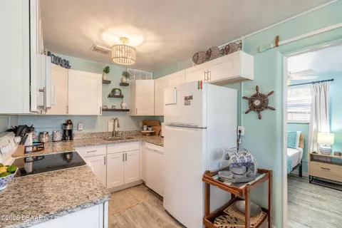 Kitchen - 42 Brooks Dr, Ormond Beach, FL 32176 photo 1 of 3