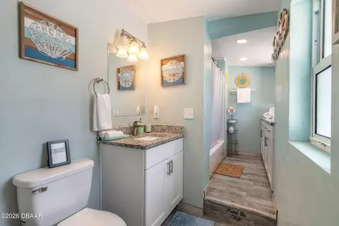 Bath - 42 Brooks Dr, Ormond Beach, FL 32176 photo 1 of 3