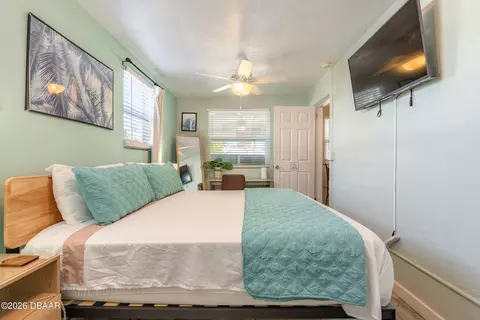 Bedroom - 42 Brooks Dr, Ormond Beach, FL 32176 photo 2 of 4