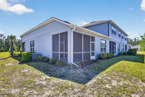 Exterior - 10 Newhaven Ln, Ormond Beach, FL 32174 photo 6 of 9