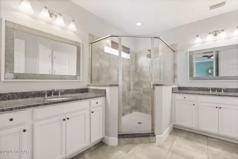 Bath - 2821 Casterton Dr, Melbourne, FL 32940 photo 4 of 5