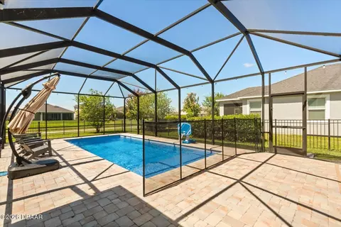Exterior - 2821 Casterton Dr, Melbourne, FL 32940 photo 4 of 7
