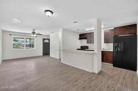 Living - 1060 E Patrick Cir, Daytona Beach, FL 32117 photo 12 of 14