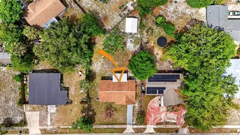 View/Area - 1060 E Patrick Cir, Daytona Beach, FL 32117 photo 13 of 14