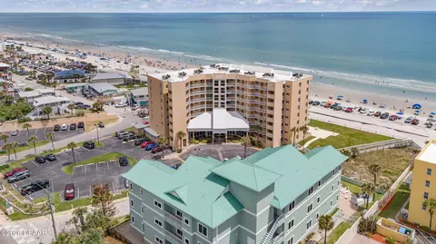 421 S Atlantic Ave, New Smyrna Beach, FL 32169