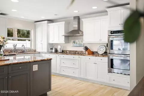 Kitchen - 1329 Oak Forest Dr, Ormond Beach, FL 32174 photo 1 of 9