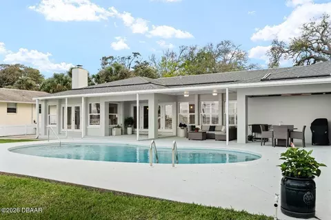 Exterior - 1329 Oak Forest Dr, Ormond Beach, FL 32174 photo 3 of 10