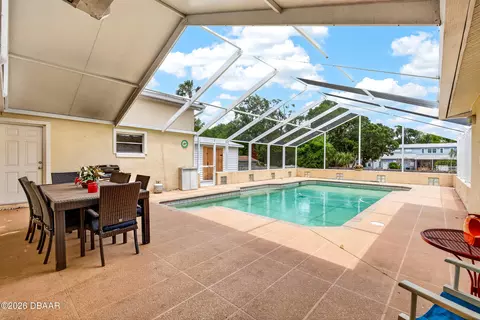 Exterior - 1139 Roberts St, Ormond Beach, FL 32174 photo 6 of 14
