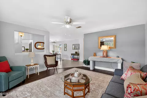 Living - 1139 Roberts St, Ormond Beach, FL 32174 photo 2 of 6