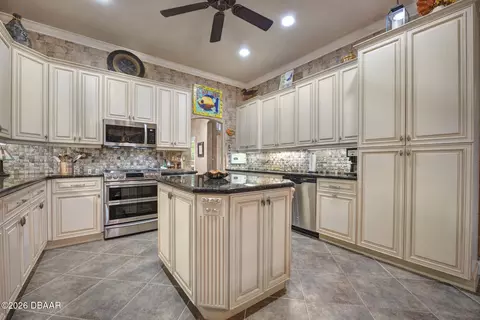 Kitchen - 6 Old Canyon Ln, Ormond Beach, FL 32174 photo 5 of 6