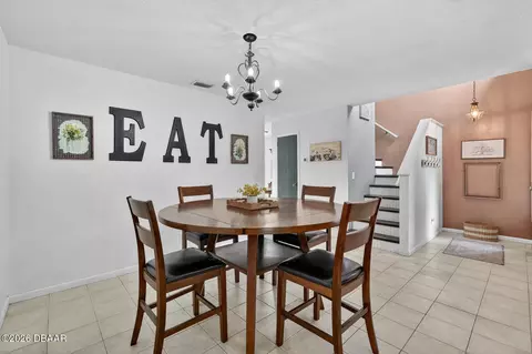 Dining - 26 Baymeadow Ct, Ormond Beach, FL 32174 photo 2 of 6