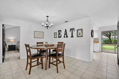 Dining - 26 Baymeadow Ct, Ormond Beach, FL 32174 photo 3 of 6