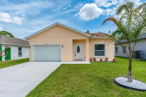 725 Indiana St, Daytona Beach, FL 32114
