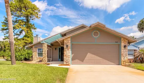 949 N Lakewood Ter, Port Orange, FL 32127