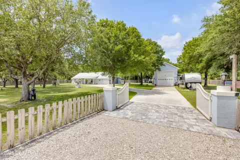 Exterior - 190 County Road 35, Bunnell, FL 32110 photo 2 of 14